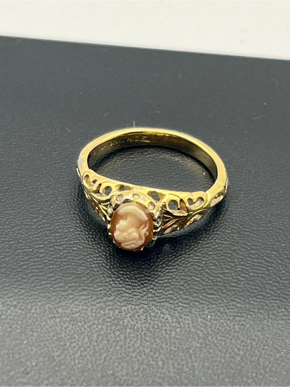 18k HGE gold electroplated filigree scroll Cameo vintage ring size 9